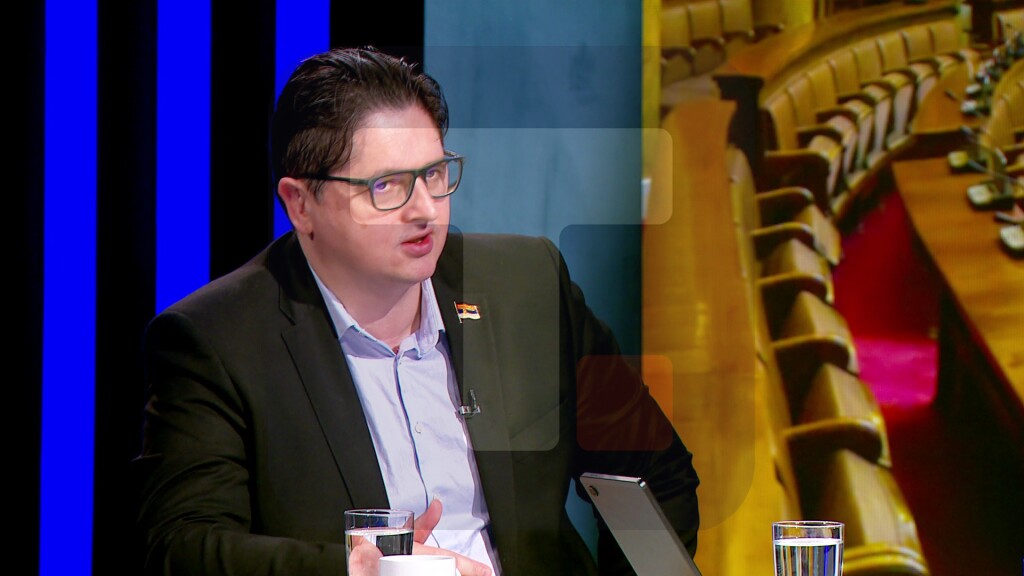 Mrdić: Srbija se nalazi na putu u evropskim integracijama, ali i da ima svoj suverenitet