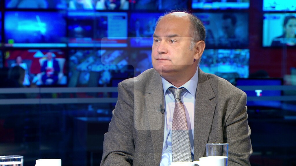 Rabrenović: Ana Brnabić je mudro postupila što je tražila mišljenje Venecijanske komisije