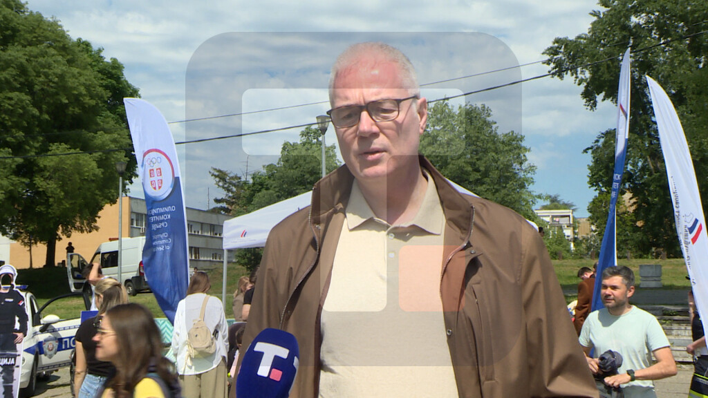 Tomašević: Samo kroz stalnu edukaciju možemo da budemo pozitivni članovi društva