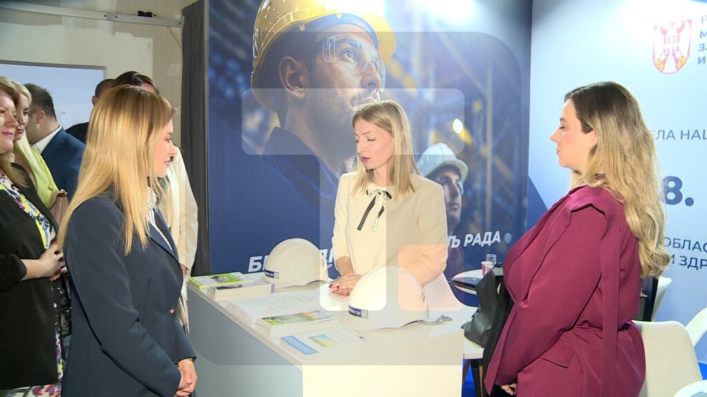 Đurđević Stamenkovski obišla štandove izlagača