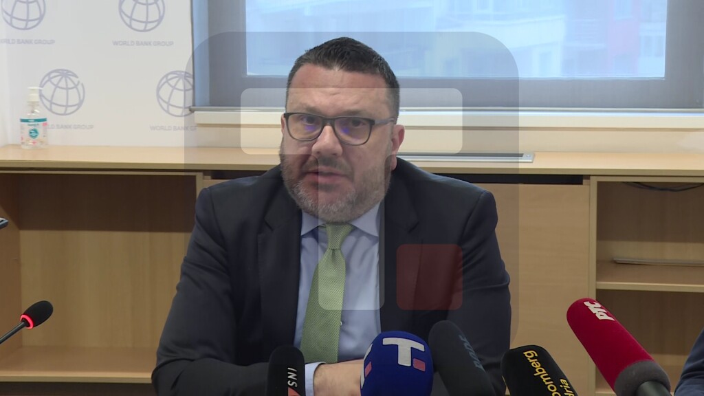 Šestović: Smanjenje akciza na gorivo ima mali finansijski uticaj na budžet