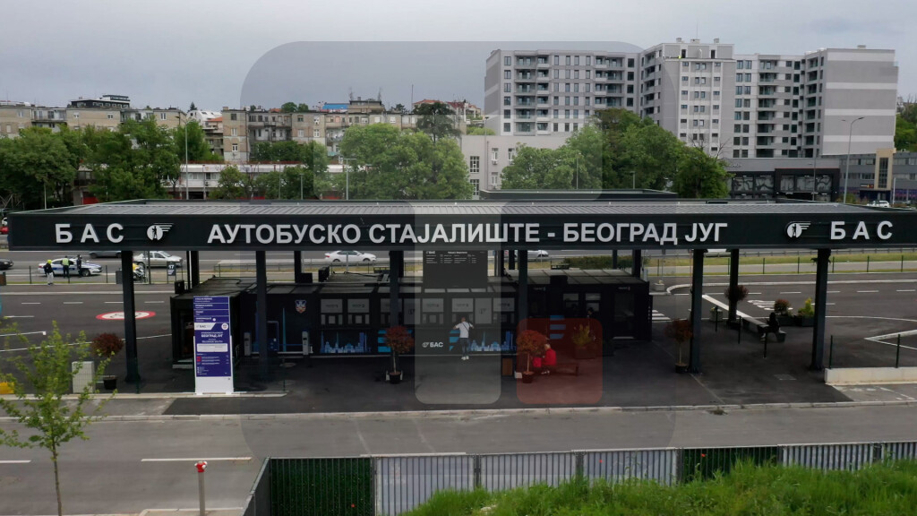 Šapić obišao autobusko stajalište "Jug"