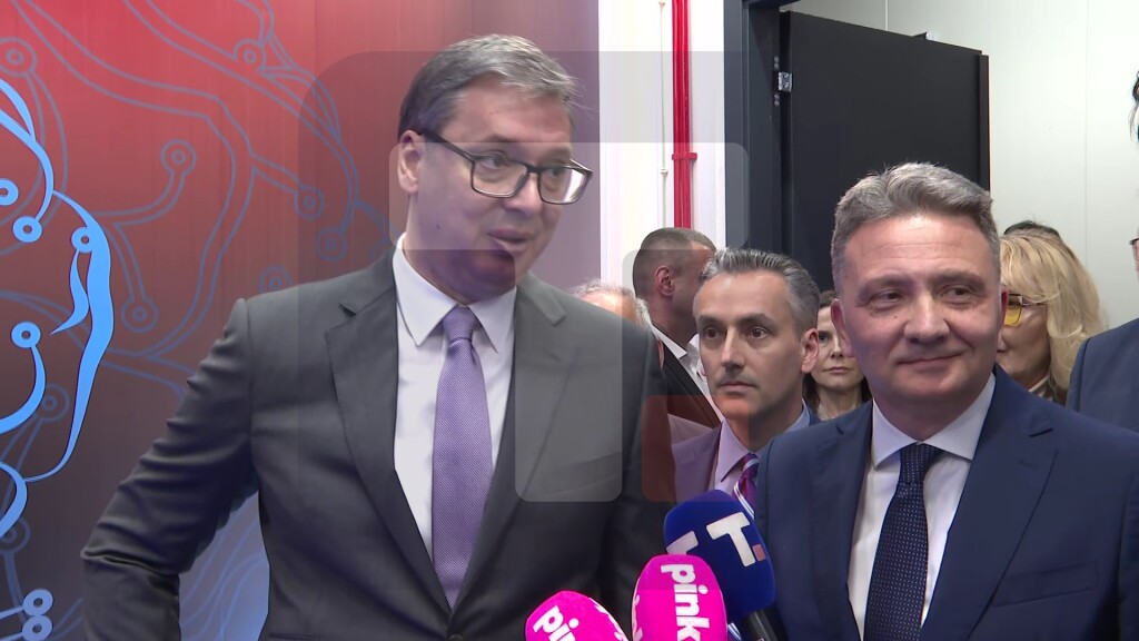 Vučić: Najviše moramo da ulažemo u visoko obrazovanje, ne smemo da propustimo ovu revoluciju u svetu