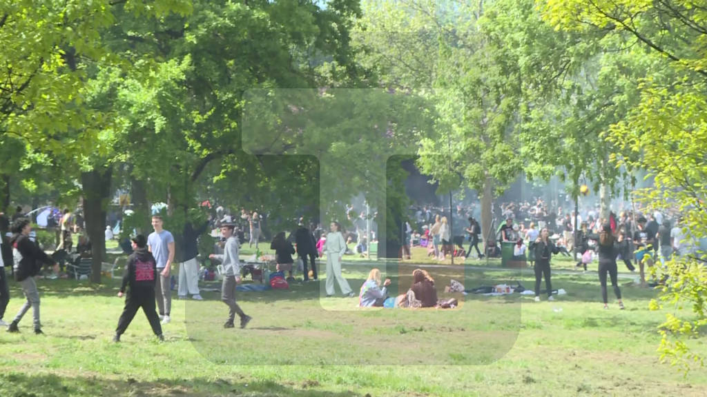 Građani proslavljaju Prvi maj na Adi Ciganliji