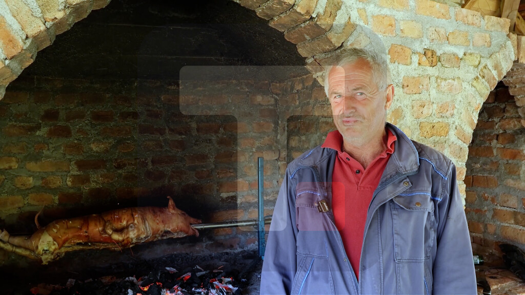 Starčević: Dragačevsko prase se iseče za tri sata, a pojede za deset minuta