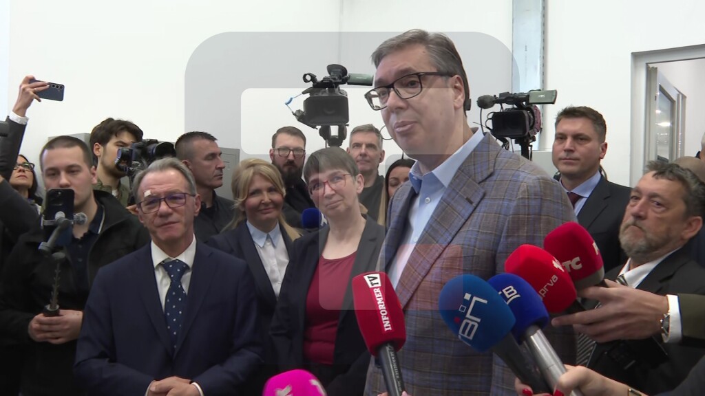 Vučić: Nemamo dovoljno srpskih kompanija uključeno u sistem dualnog obrazovanja