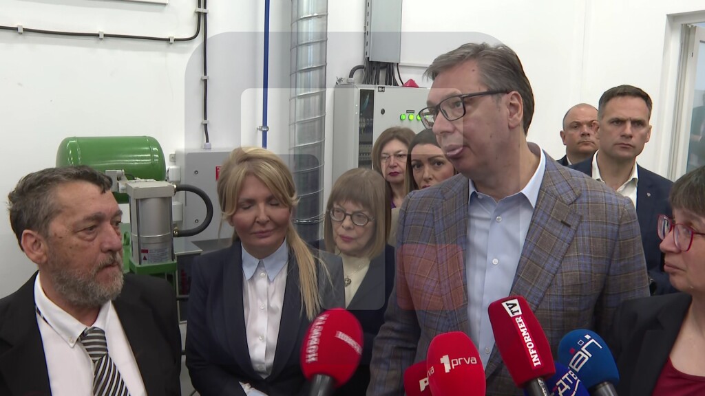Vučić: Moramo da imamo više kvalifikovane radne snage
