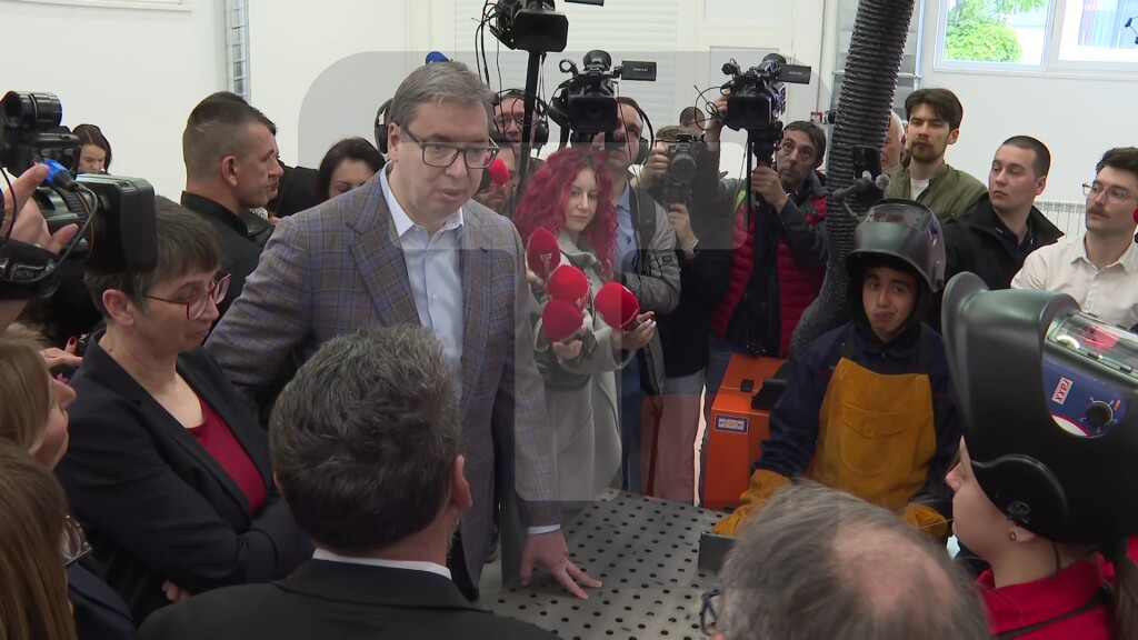 Vučić: Dulano obrazovanje je prednost mnogih zemalja, moramo da se borimo i da se regenerišemo