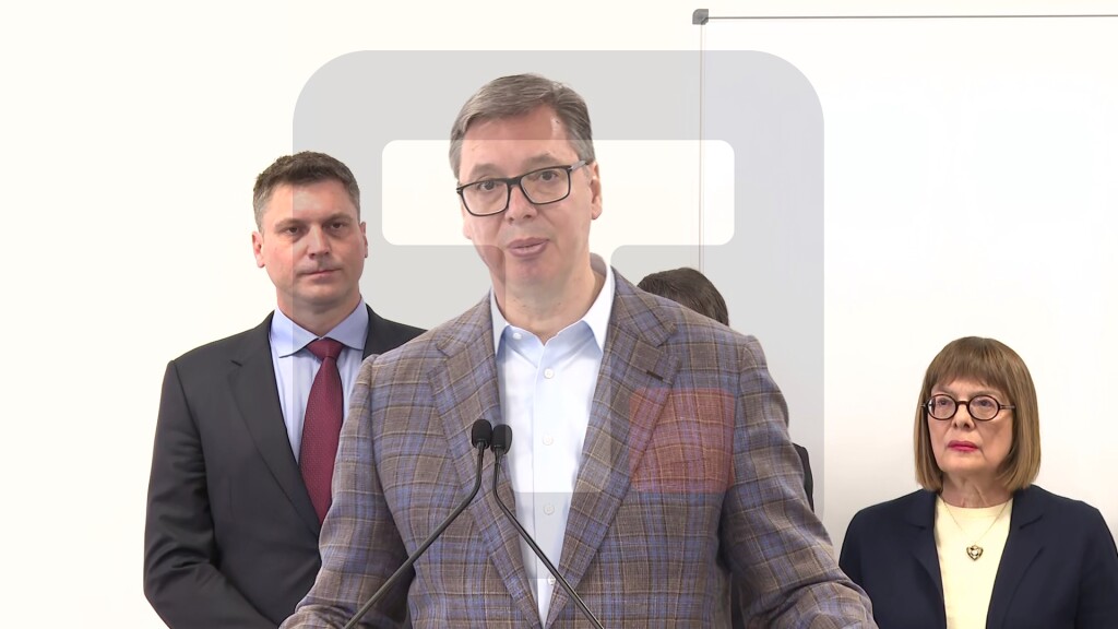 Vučić: Zahvaljujući programu dualnog obrazovanja penzioneri u Srbiji će imati veće penzije u budućnosti