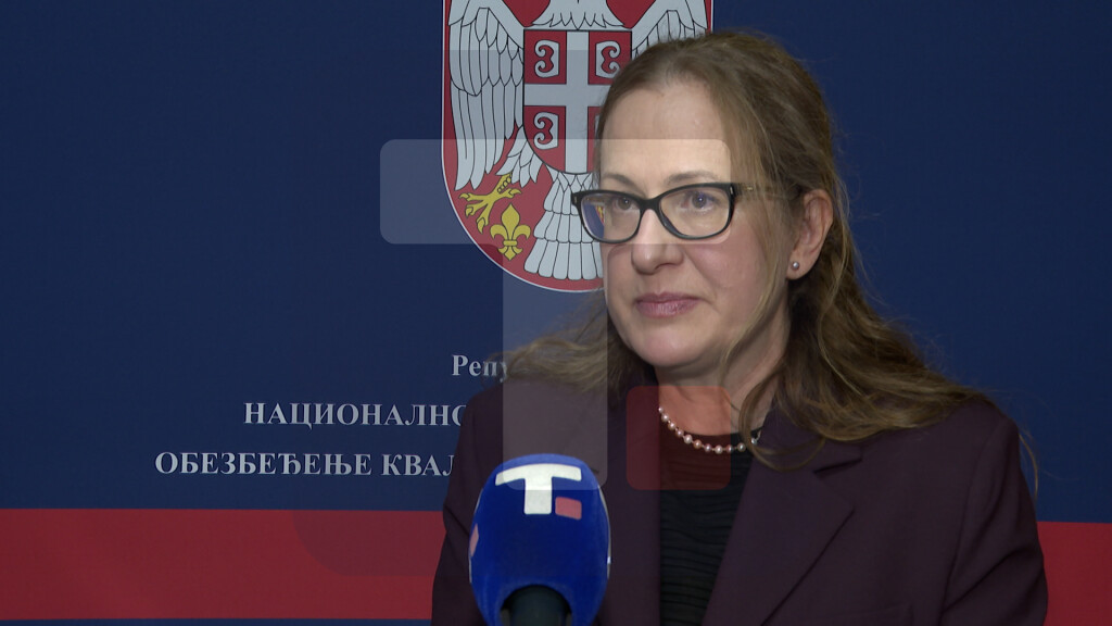 Giculika: Nepohodno je stalno jačati poverenje građana u sistem visokog obrazovanja