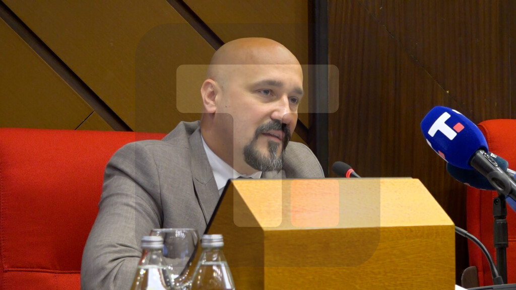 Petrašinović: Odredba za biračke odbore primenjivaće se od 1. januara 2028. godine