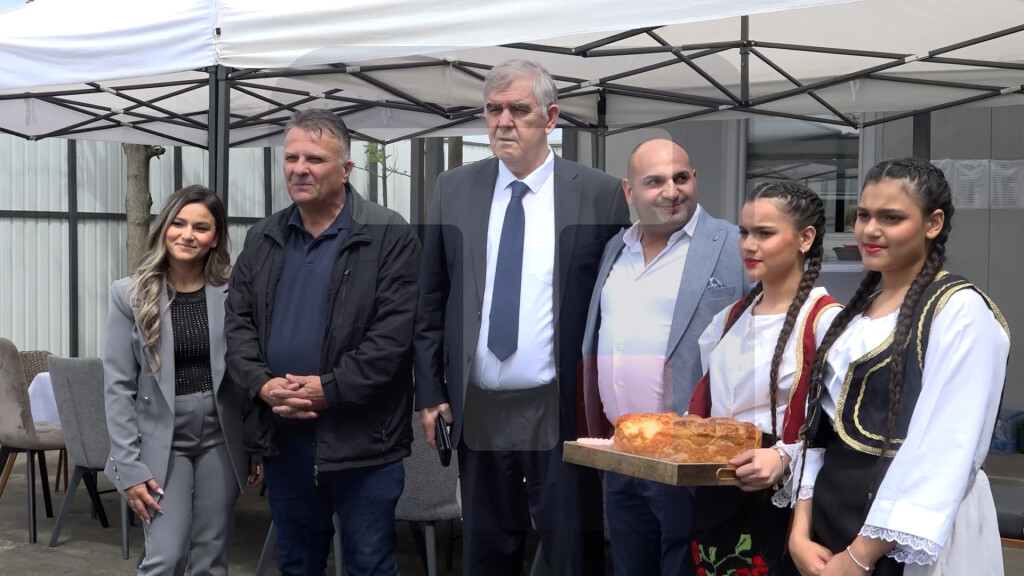 Beriša posetio opštinu Šid