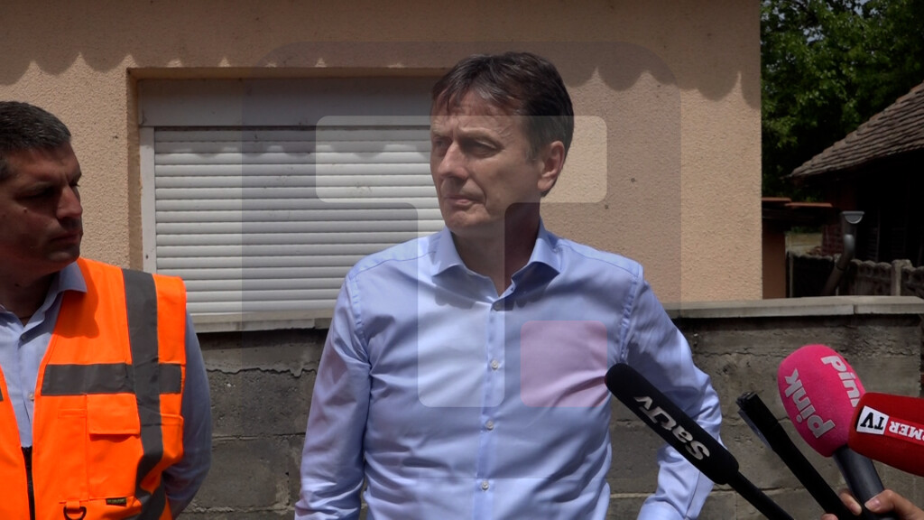 Glišić: Kraj juna rok za završetak radova na rekonstrukciji 4 km vodovoda u Vlaškom Dolu