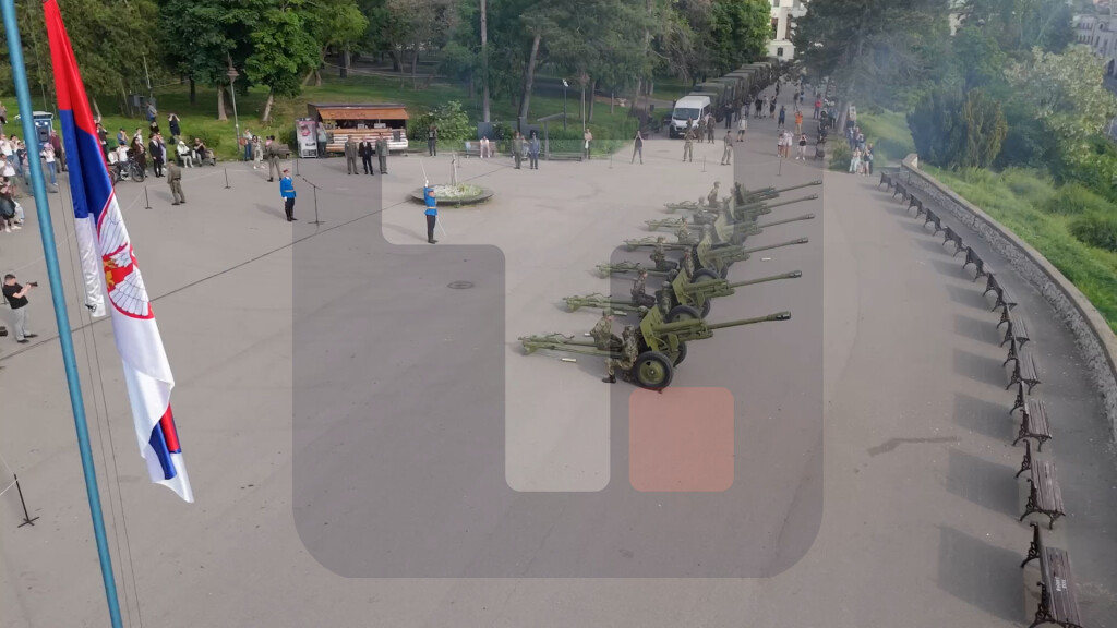 Počasnom paljbom sa Kalemegdana obeležen Dan pobede nad fašizmom