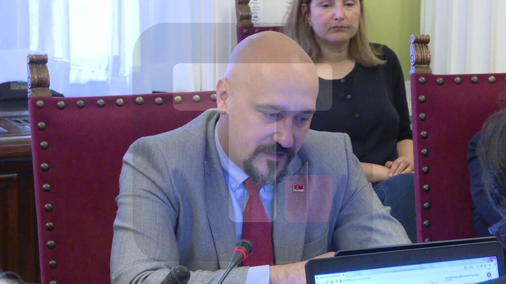 Petrašinović: Preko 150.000 lica će proći obuku