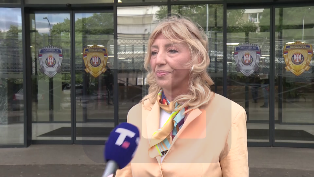 Panić: Redovna procedura za pasoše je 5-10 dana