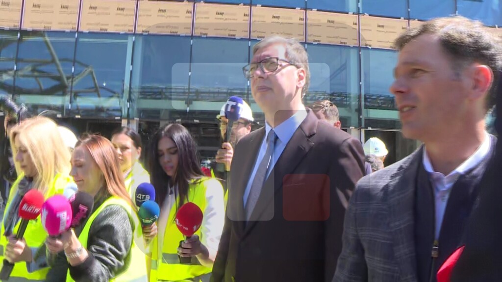 Vučić: Kako budemo završavali hale za paviljone, tako će i zemlje dobijati ključeve paviljona