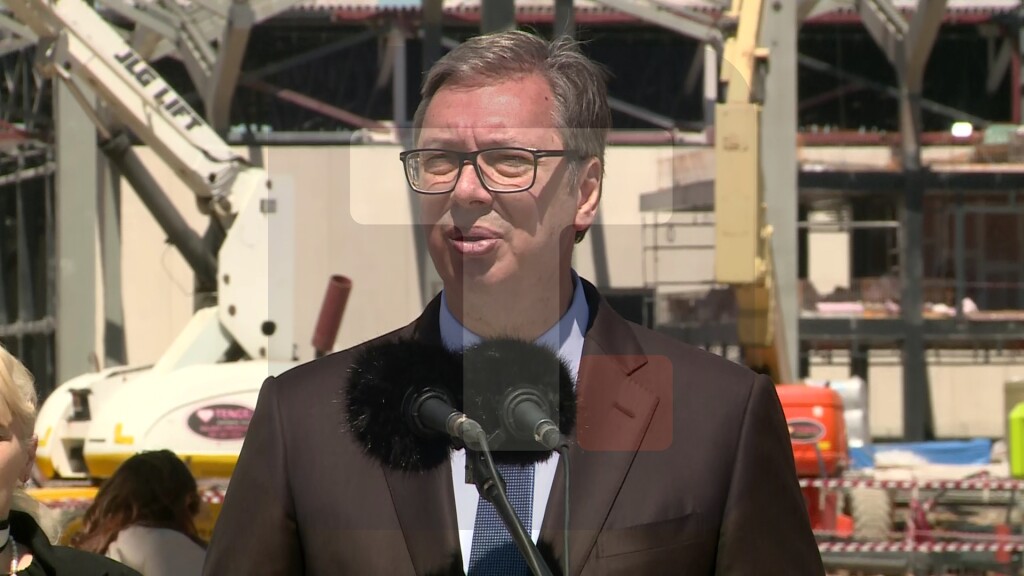 Vučić: Ujedinjeni kao narod i ljudi možemo da postignemo velike ciljeve