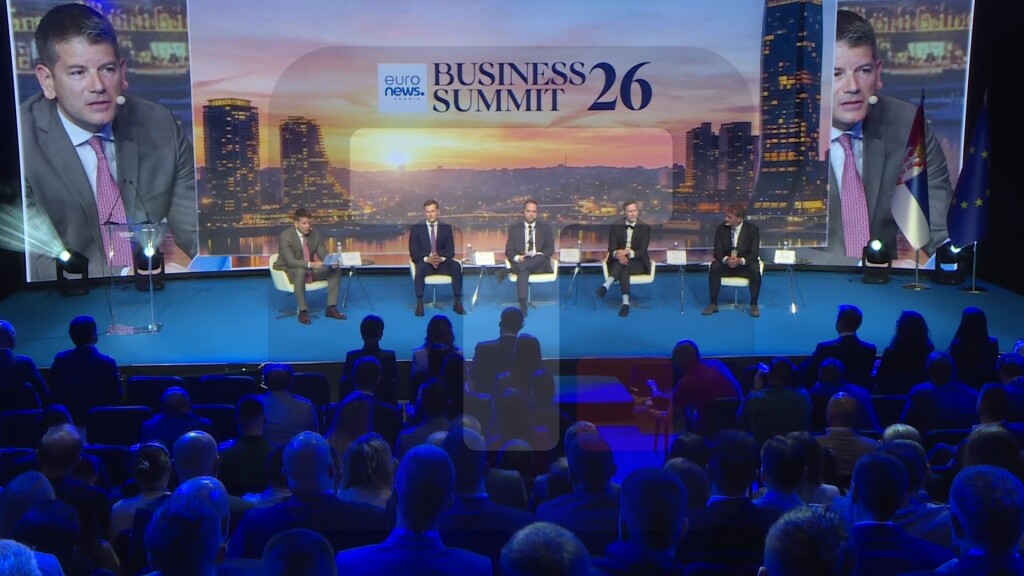 Biznis samit, panel: Moć kapitala, postoji li biznis bez politike?