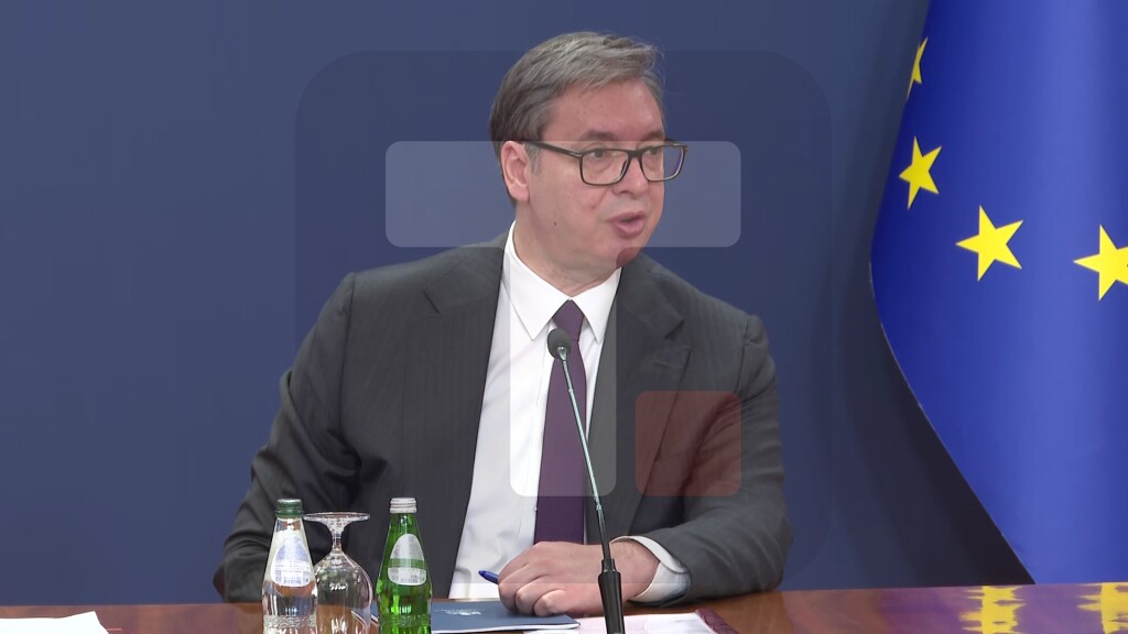 Vučić: Izgradnja autoputeva i saobraćajnica od ključnog značaja za bezbednost učesnika u saobraćaju, manja stopa povređenih i poginulih u saobraćaju u Srbiji