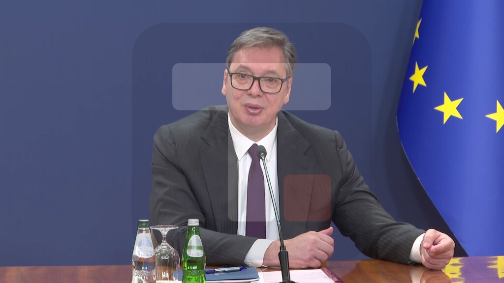 Vučić: Uvek će izmišljati nove laži o meni i mojoj porodici, ja sam jedini lider u regionu koji im smeta, svaka laž će pasti