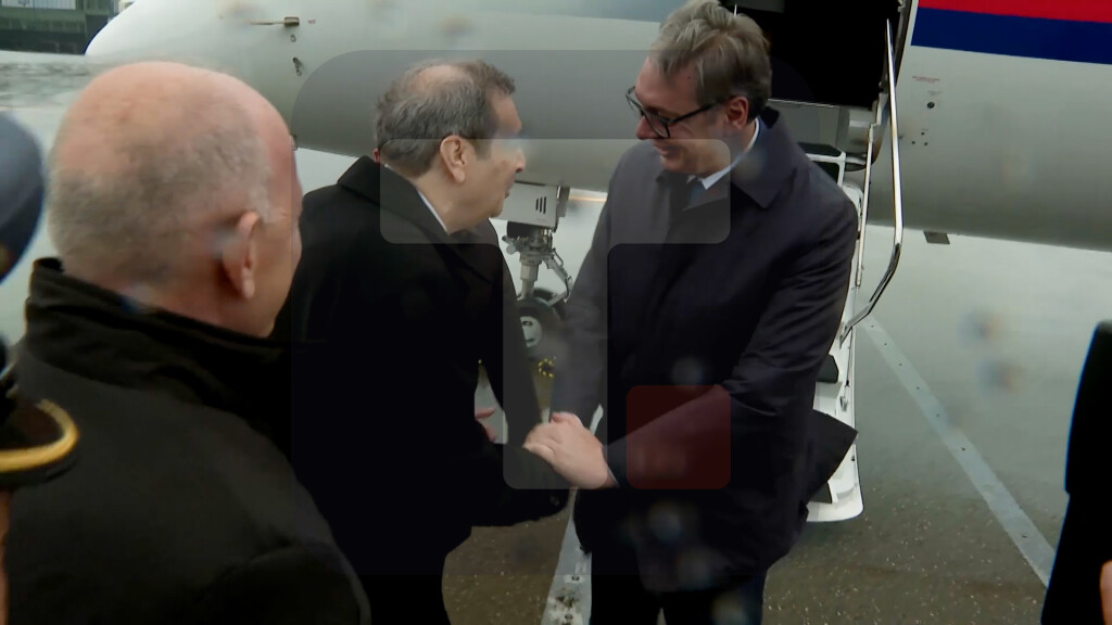 Predsednik Vučić stigao u Baku, sledi sastanak sa predsednikom Azerbejdžana Alijevom