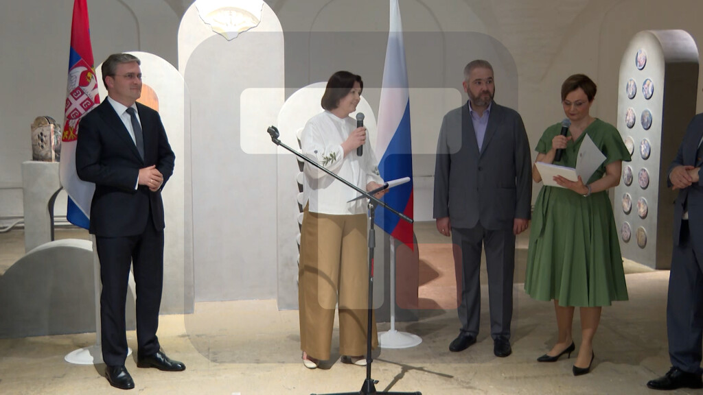 Selaković u Moskvi otvorio izložbu "Srpski srednjovekovni spomenici u opasnosti"