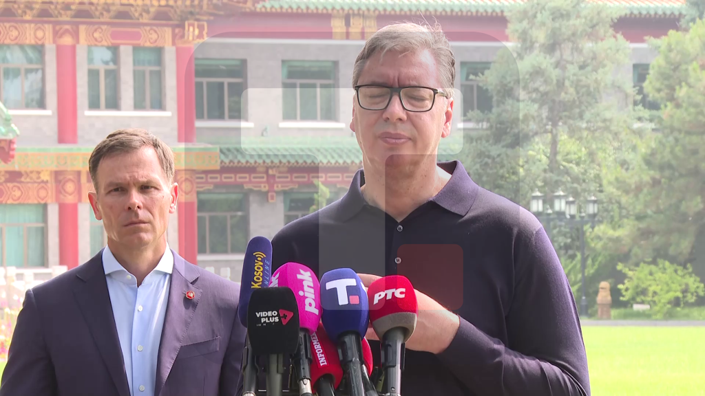 Vučić: Ja neću da skraćujem mandat
