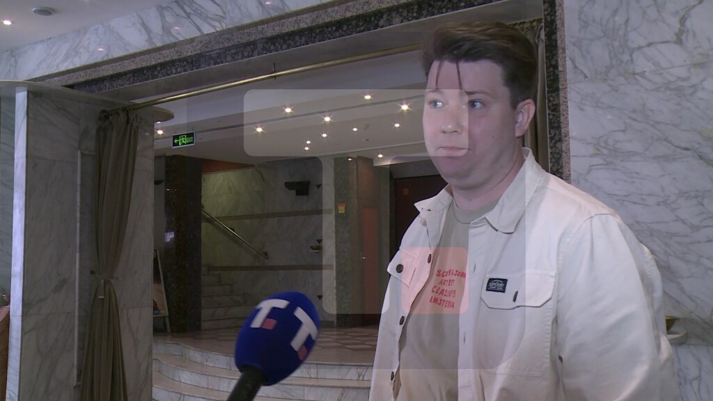 Dedić: U predstavi "Korporativna bajka" ne nudimo rešenje