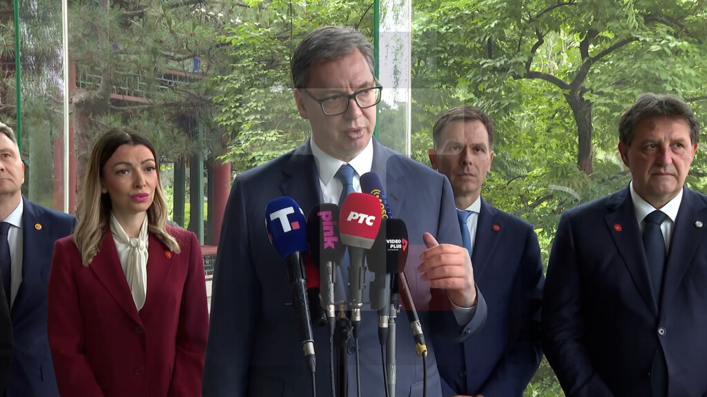 Vučić: NR Kina će nam pomoći da ostanemo u koraku sa najrazvijenijim zemljama u oblasti robotike i veštačke inteligencije