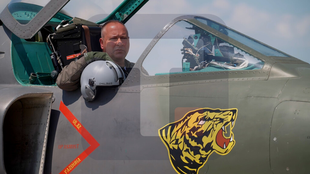 Stojiljković: Svi mladi ljudi koji planiraju da lete ovim avionom moraju da budu fizički spremni da izdrže opterećenja koja su granična za čoveka