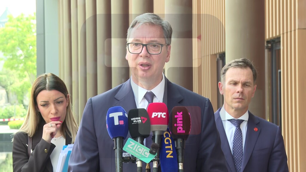 Vučić: Crna Gora je imala 50 odsto veće plate od Srbije pre 10 do 12 godina, danas imamo veće plate od njih