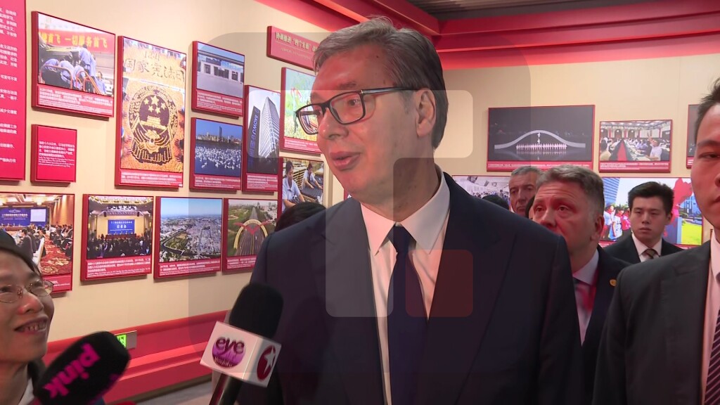 Vučić: Saradnjom Srbije sa partnerima iz NR Kine očekujem brži napredak u oblasti veštačke inteligencije