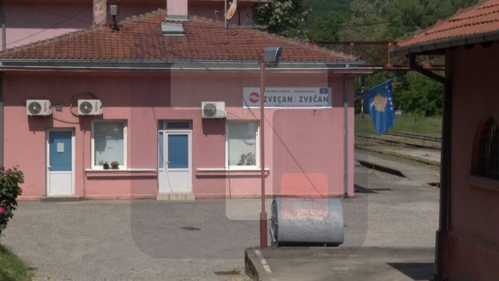 Vlasti PR upale u objekte Železnice SRB u Zvečanu,Leposaviću,Lešku,Ibarskoj Slatini