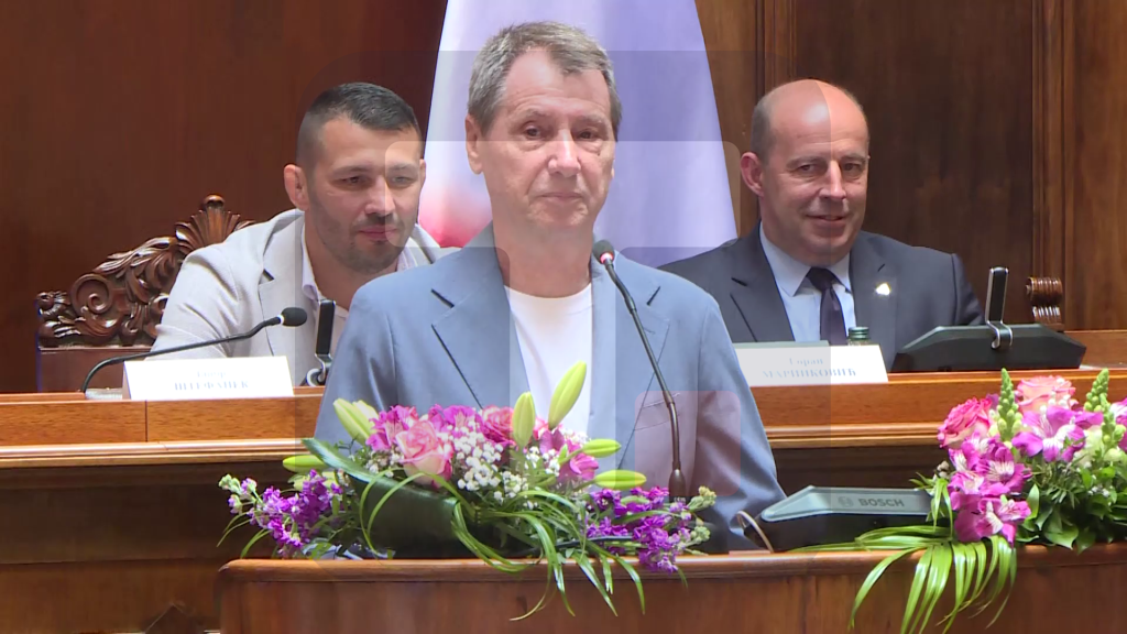 Slavnić: Vrlo se prijatno osećam jer sve vas ispred gledam kao familiju