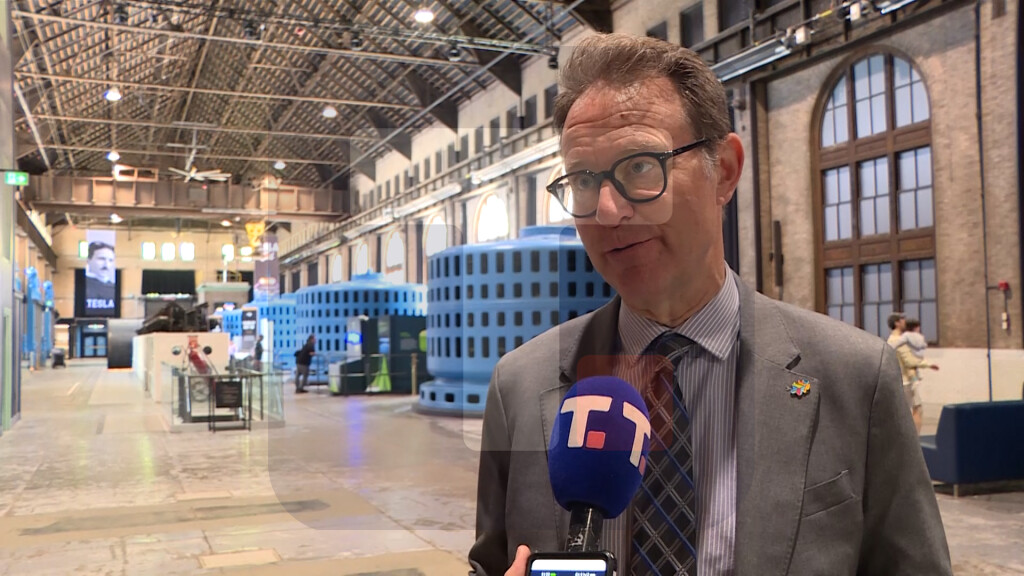 Adams: Devet Teslinih patenata je korišćeno u stvaranju elektrane