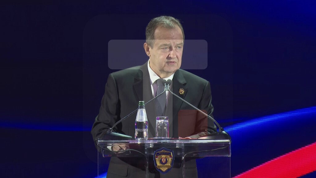 Dačić: Želim da izrazim zahvalnost porodicama pripadnika MUP-a koji strpljenjem i brigom nose teret ovog teškog poziva