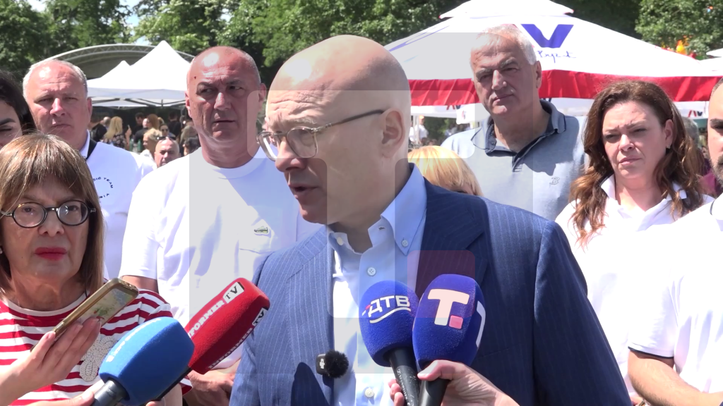 Vučević: Plate i penzije danas su veće nego ranije