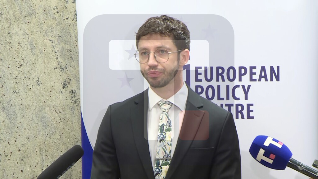 Todorović: Više od trećine građana Srbije smatra EU kredibilnim partnerom