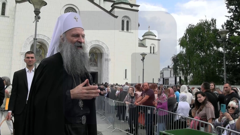 Porfirije: Treba da se molimo neprestano, da molitva bude naše disanje, kucanje našeg srca
