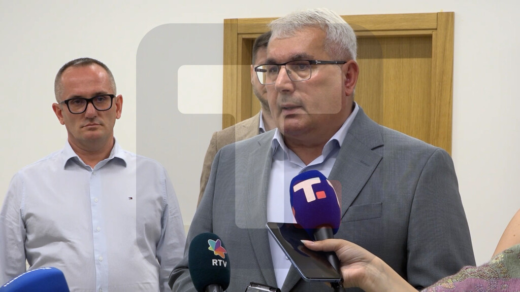 Božić: Zahvalni smo Pokrajinskoj vladi i svim institucijama koje nam pomažu da uhvatimo korak sa razvijenijim sredinama