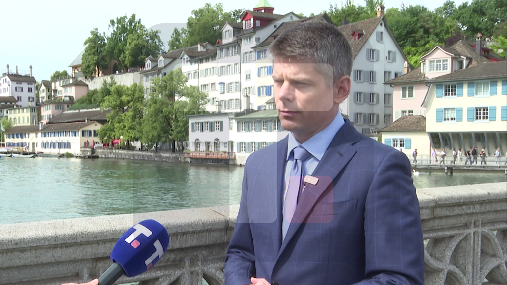 Gujon: Izložba "Ugroženi i zaboravljeni ljudi" podseća Evropu na položaj Srba na KIM