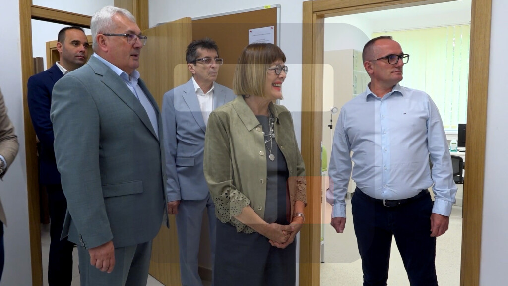 Maja Gojković obišla rekonstruisanu Zdravstvenu stanicu Šajkaš u opštini Titel