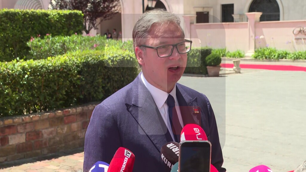 Vučić: Momci koji su okarakterisani kao loši od strane Crne Gore su pomagali u gašenju požara na njihovoj teritoriji