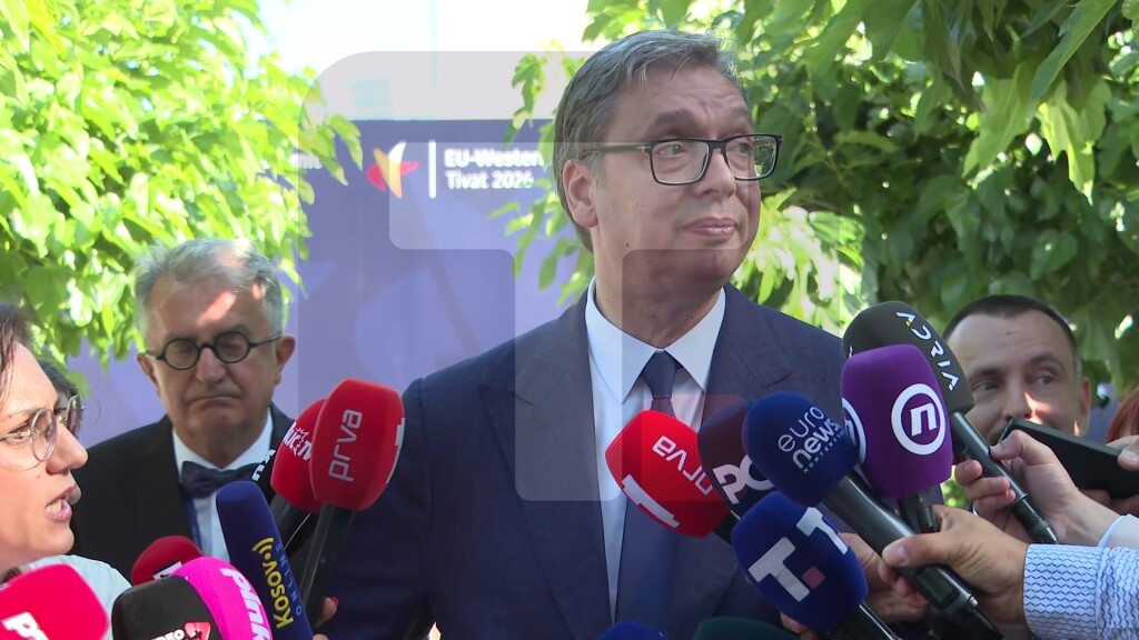 Vučić: U planu je da pre Vidovdana otvorimo autoput do Kraljeva