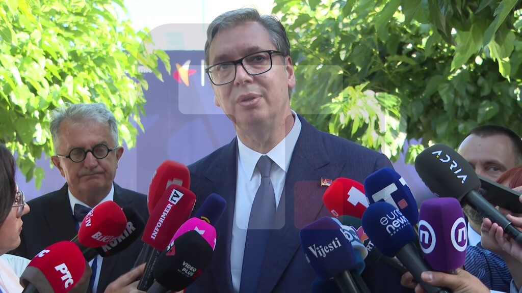 Vučić: Ja sam jedini koji vodi delimično drugačiju politiku