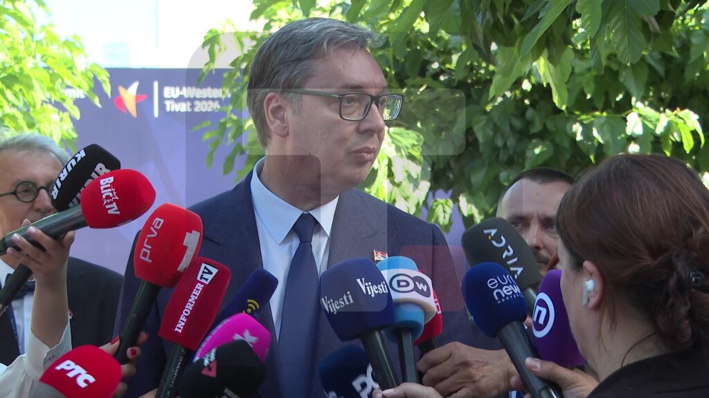 Vučić: Naš posao je da čuvamo bezbednost Srbije i to ćemo i da uradimo