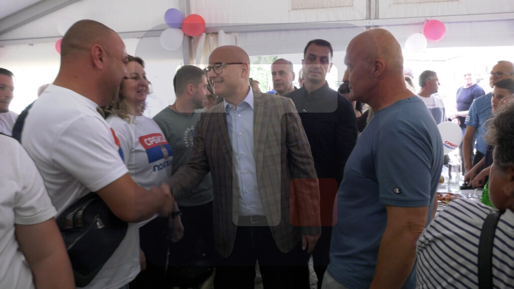 Vučević u poseti Topoli