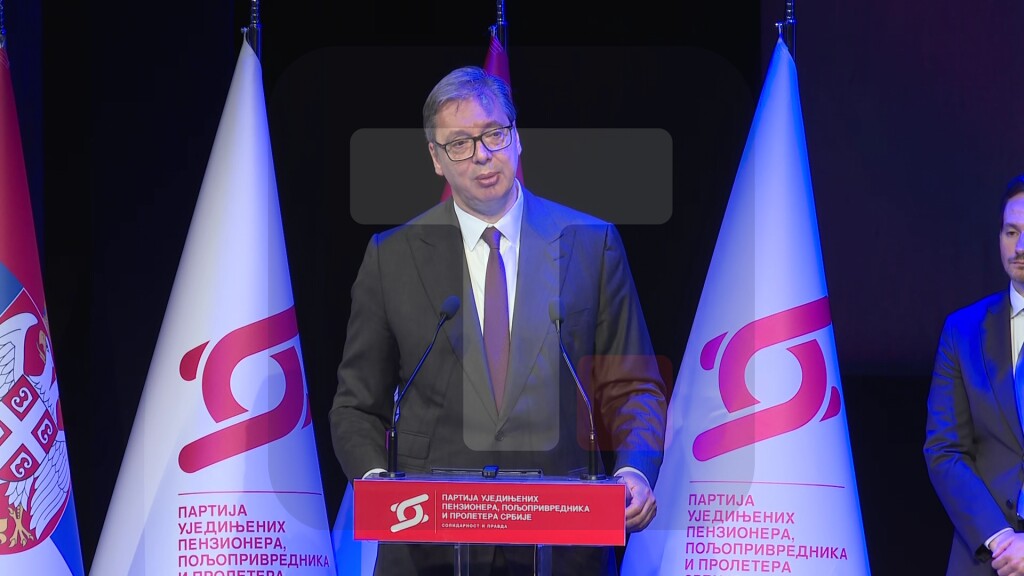 Vučić: Nisu ispeli da nam sruše državu i porodicu u Srbiji, moramo da nastavimo da nudimo dijalog
