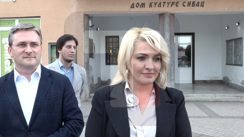 Tomić: Današnjim ugovorom se ulaže i u tradiciju, talente i nove generacije koje su sve to zaslužile